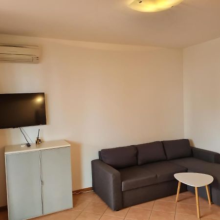 Lato Soleggiato @Gardazzurro Apartamento Padenghe sul Garda Exterior foto