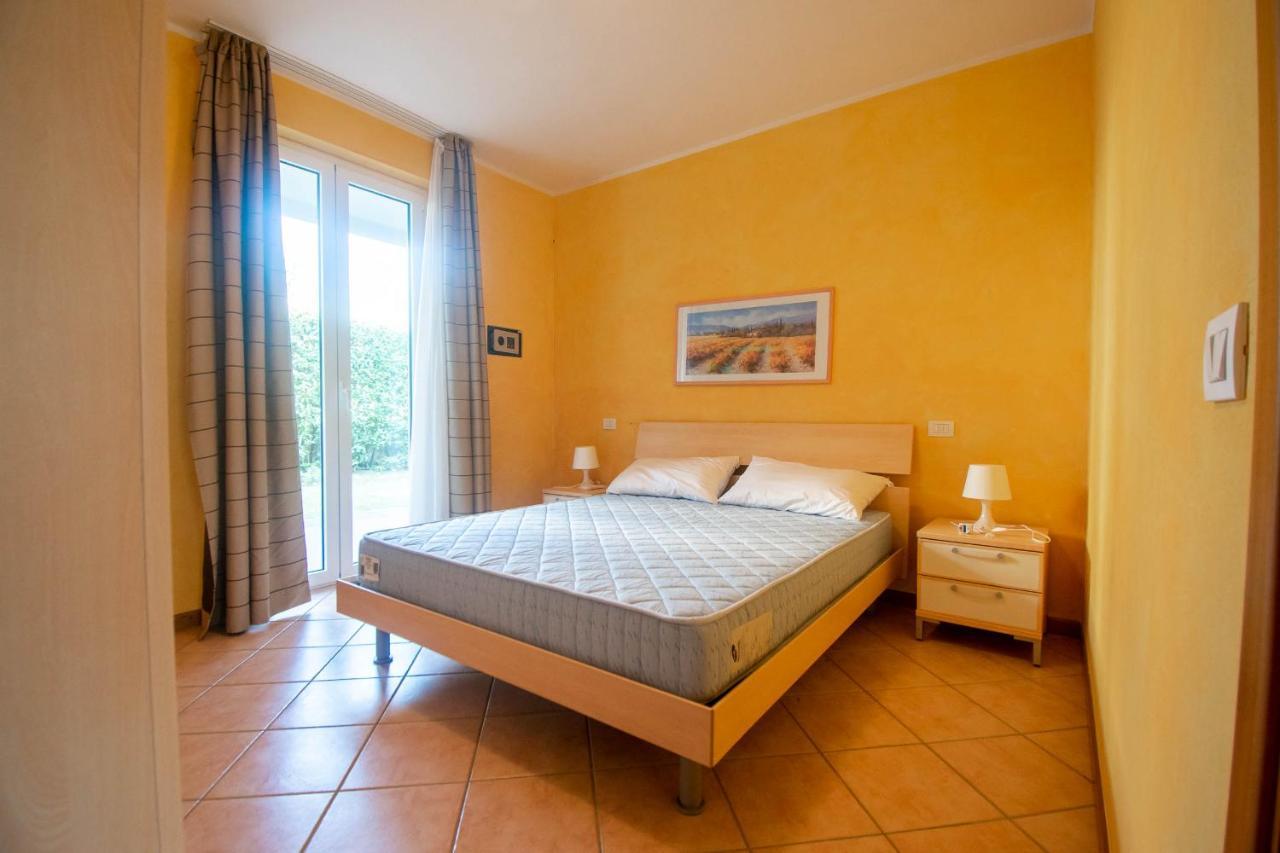 Lato Soleggiato @Gardazzurro Apartamento Padenghe sul Garda Exterior foto