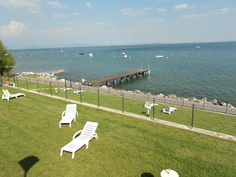 Lato Soleggiato @Gardazzurro Apartamento Padenghe sul Garda Exterior foto