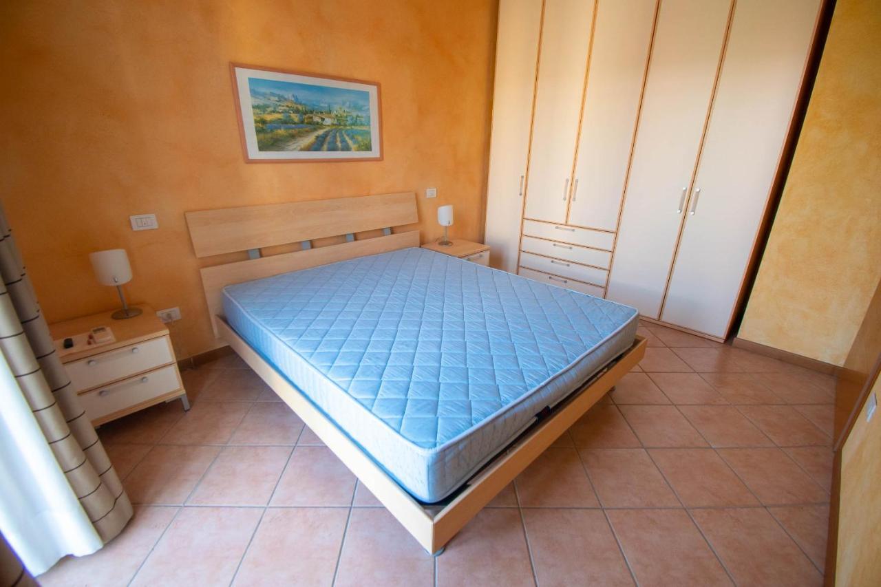 Lato Soleggiato @Gardazzurro Apartamento Padenghe sul Garda Exterior foto