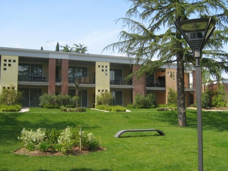 Lato Soleggiato @Gardazzurro Apartamento Padenghe sul Garda Exterior foto
